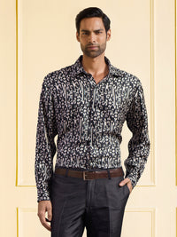 NOIR RHYTHM PRINTED SHIRT