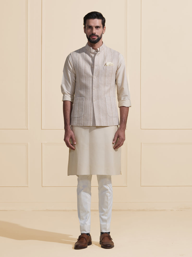 IVORY STRIDE: THE TEXTURED WHITE WAISTCOAT