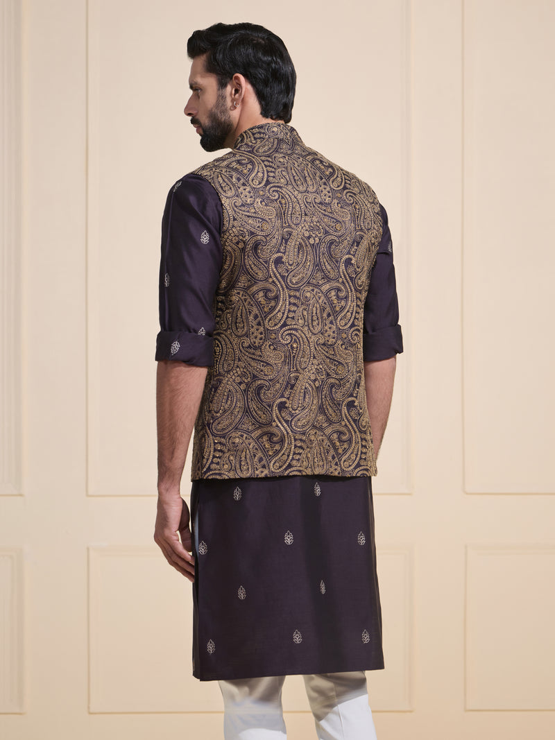 THE BRONZE BLOOM: REGAL PAISLEY-PATTERNED WAISTCOAT