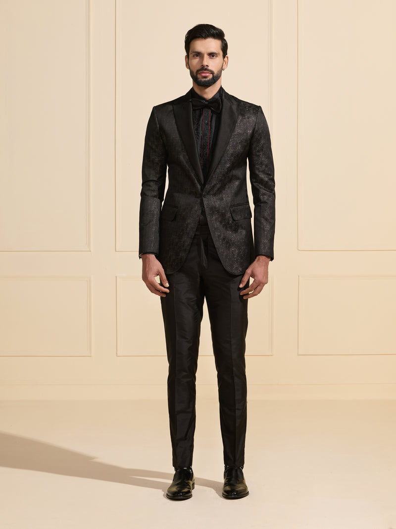 THE SPARKLING GLAMOUR: ULTIMATE BLACK TUXEDO JACKET