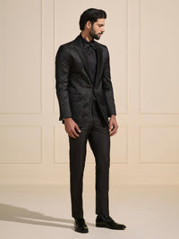 THE SPARKLING GLAMOUR: ULTIMATE BLACK TUXEDO JACKET
