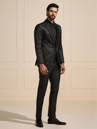 THE SPARKLING GLAMOUR: ULTIMATE BLACK TUXEDO JACKET