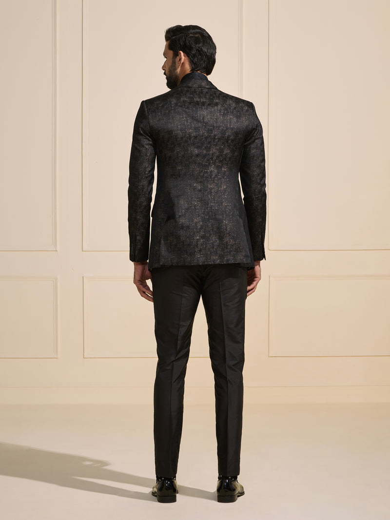 THE SPARKLING GLAMOUR: ULTIMATE BLACK TUXEDO JACKET