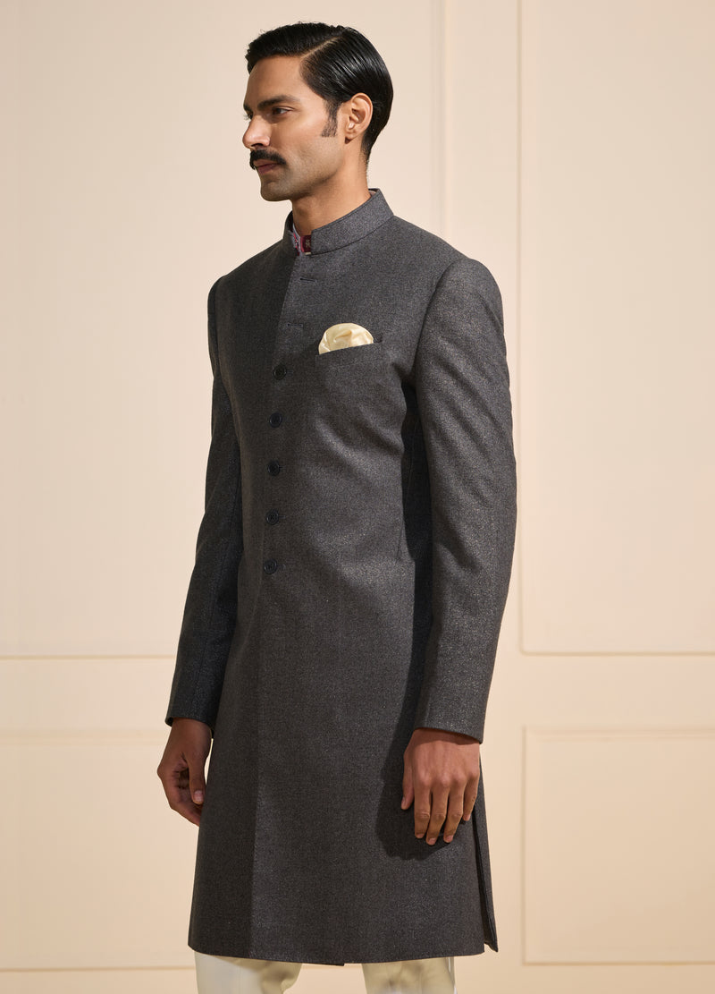 STARLIT GLITTER: SHADOWED GREY ACHKAN