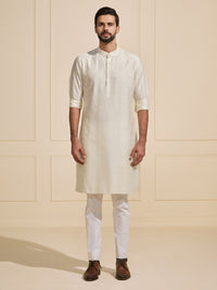THE SERENE SIMPLICITY: MINIMAL LUXE WHITE KURTA
