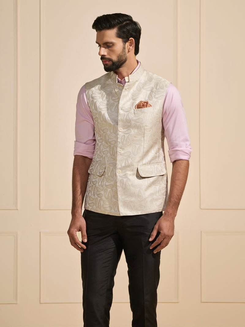 THE IVORY SERENADE: FLORAL WEAVES WAISTCOAT