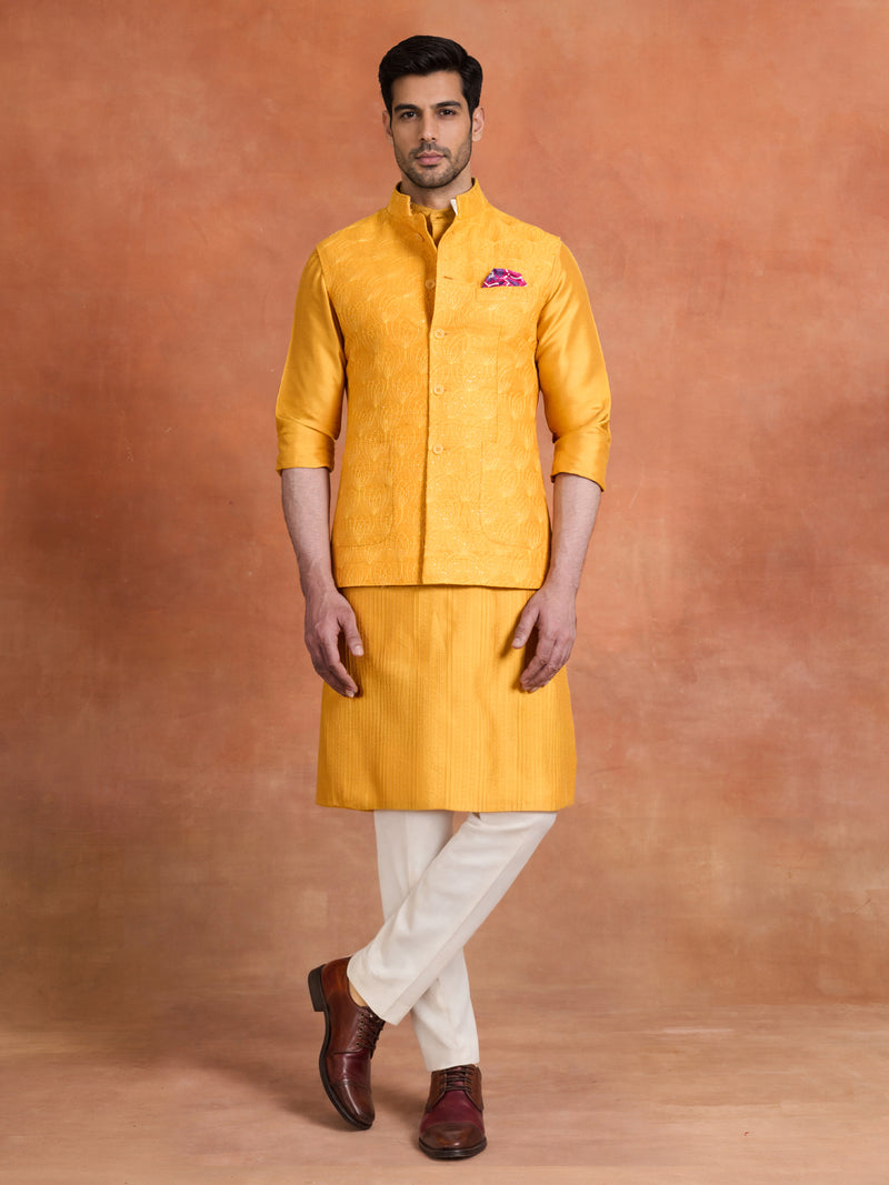 GOLDEN CREST WAISTCOAT