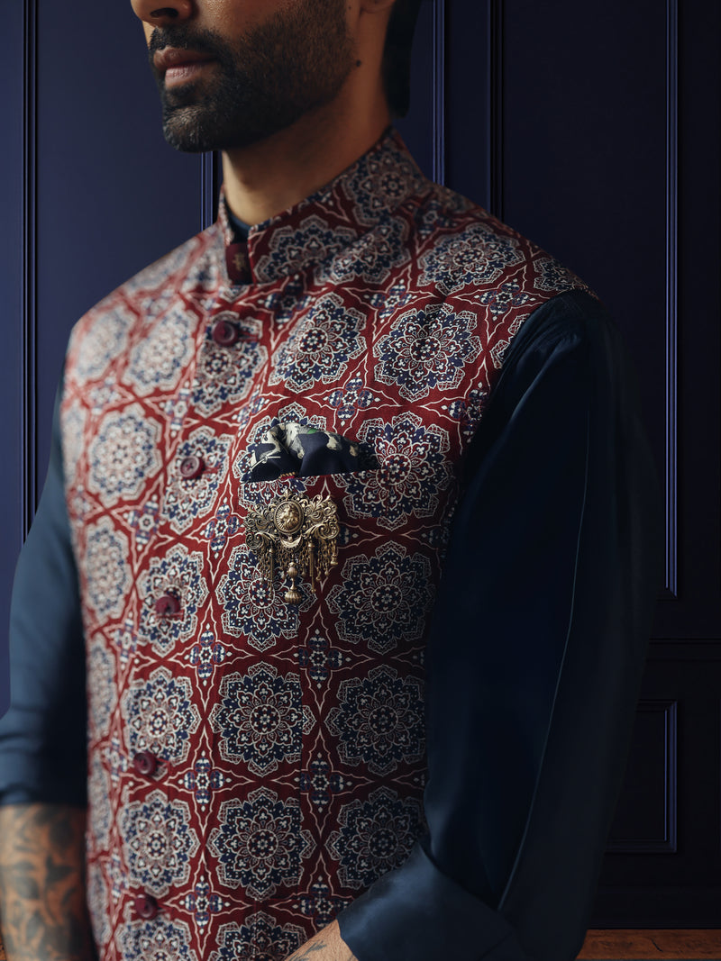 CRIMSON MEDALLION WAISTCOAT