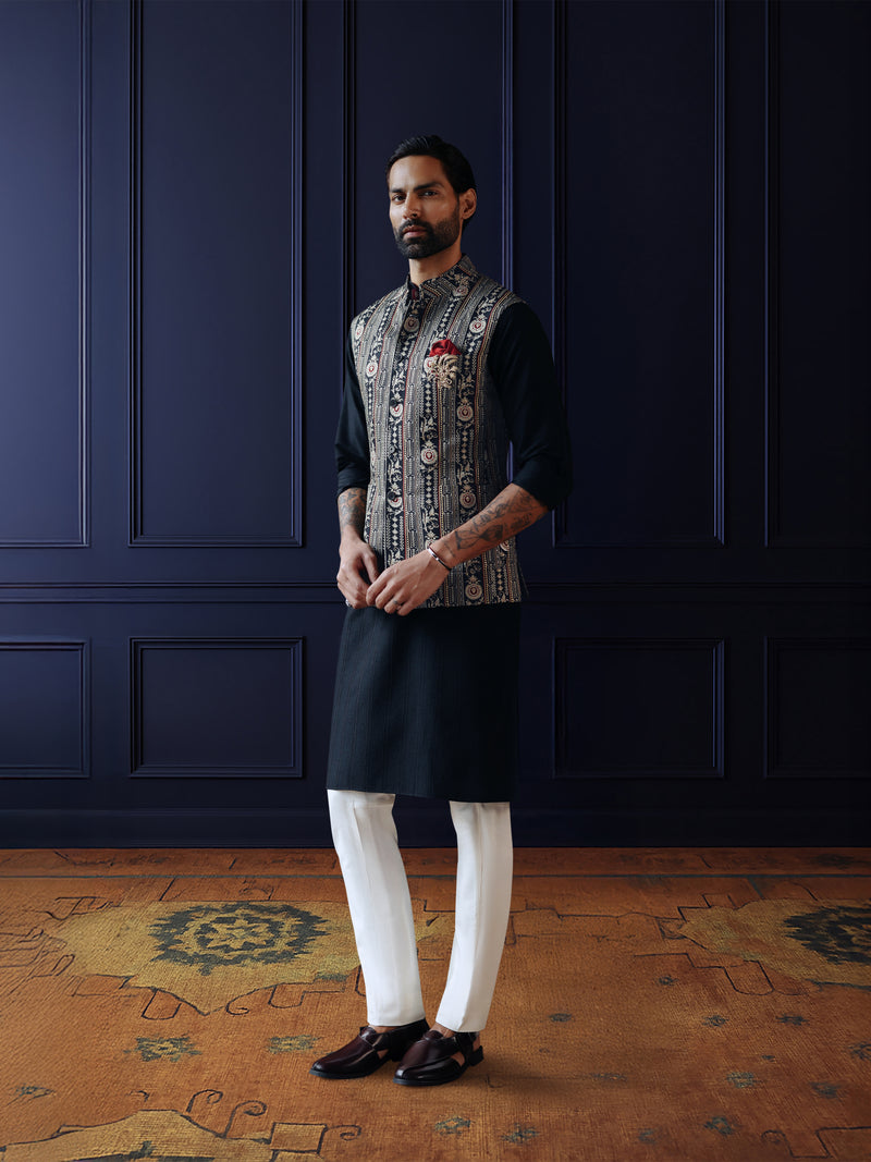 NOIR ROYALE WAISTCOAT