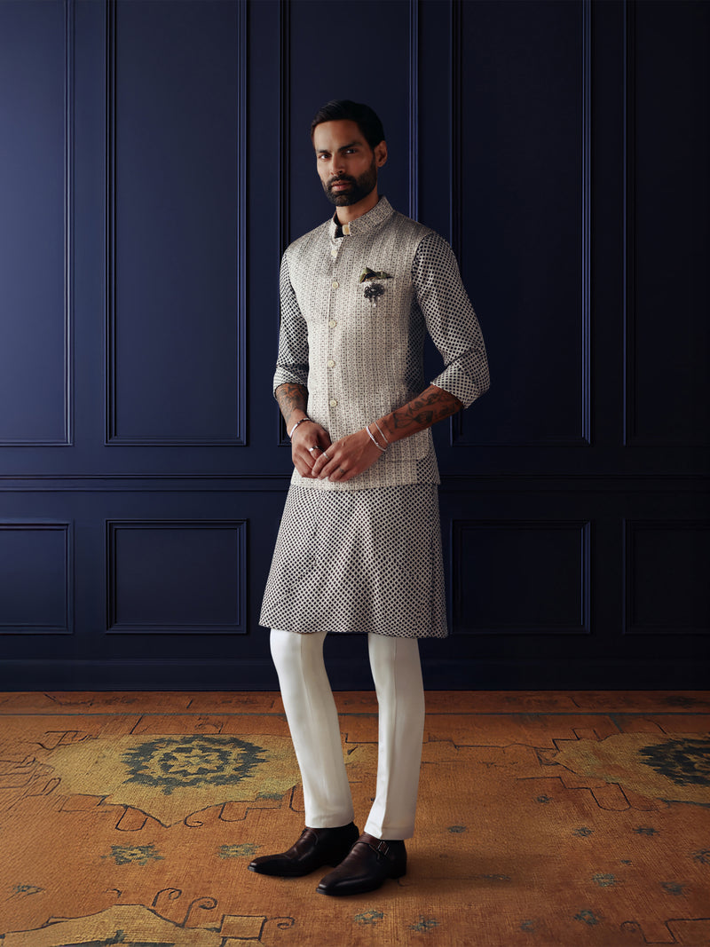 IVORY MATRIX WAISTCOAT