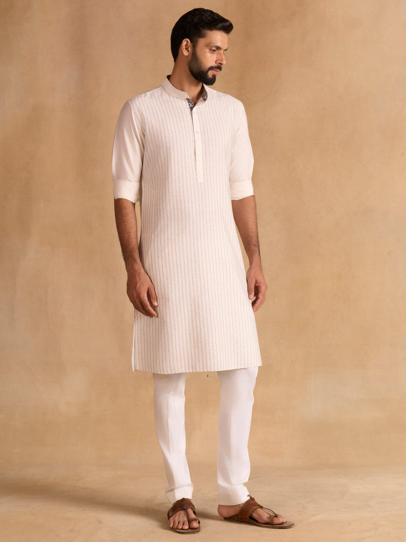 OFF-WHITE DETAIL KURTA
