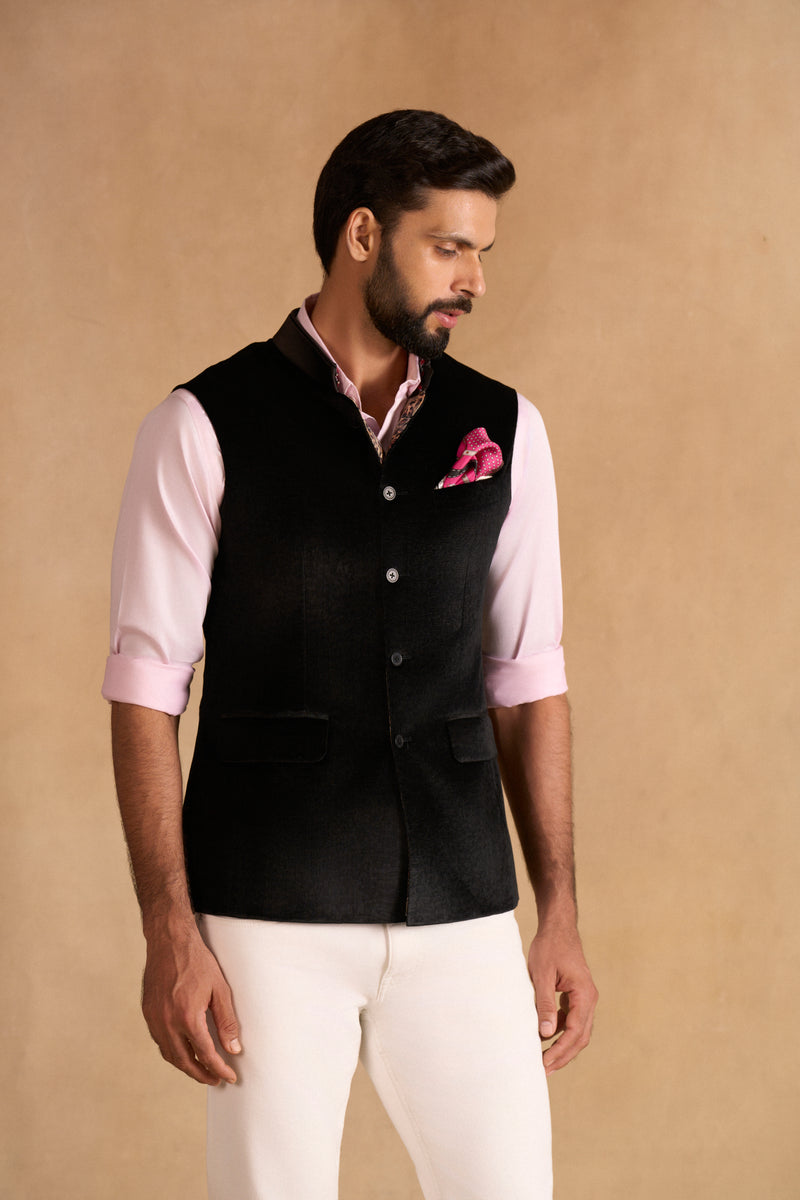 NOIR TEXTURA WAISTCOAT
