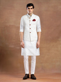 IVORY REVERIE WAISTCOAT