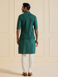 CELESTIAL EMERALD: A WAISTCOAT FOR DISTINGUISHED STYLE 