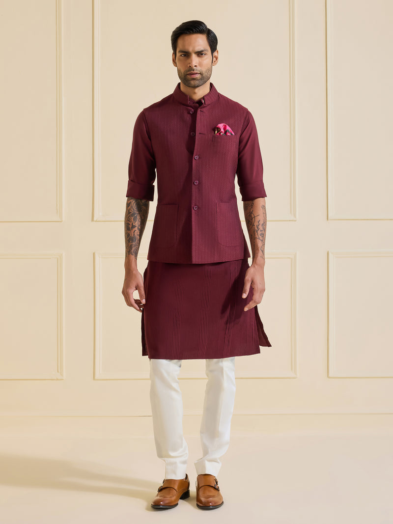 MAROON REVERIE: A WAISTCOAT OF CLASSIC SOPHISTICATION
