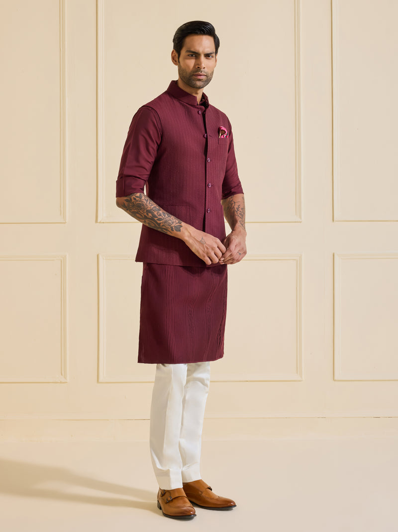 MAROON REVERIE: A WAISTCOAT OF CLASSIC SOPHISTICATION