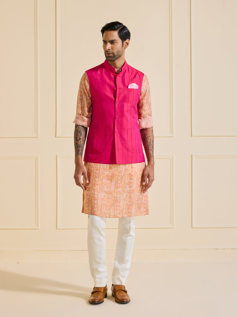ROSÉ ESSENCE: EXQUISITE TAILORED WAISTCOAT