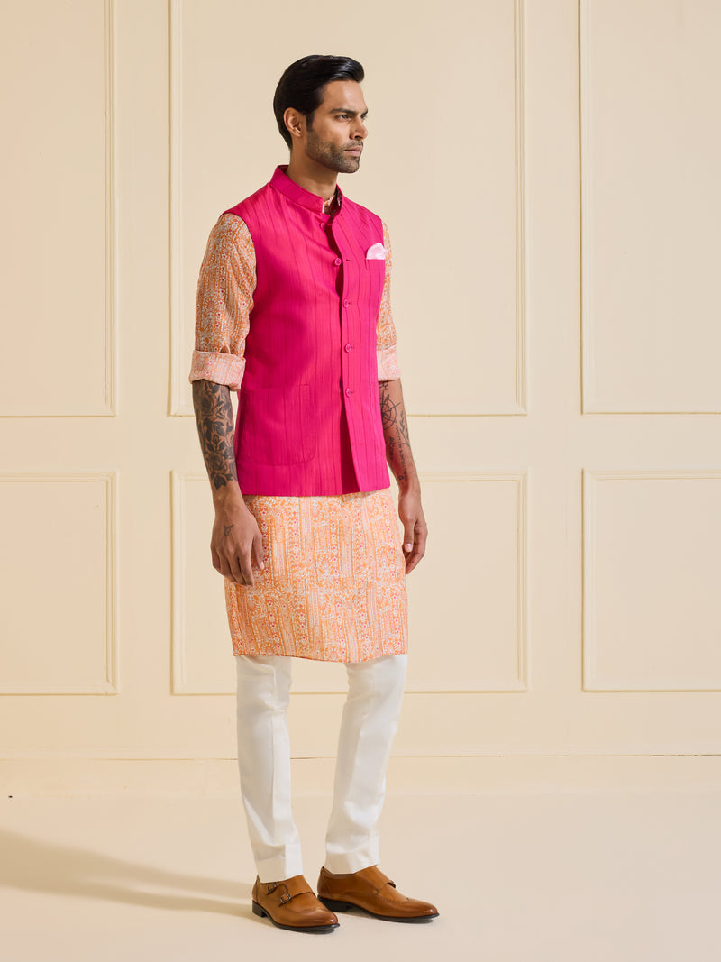 ROSÉ ESSENCE: EXQUISITE TAILORED WAISTCOAT