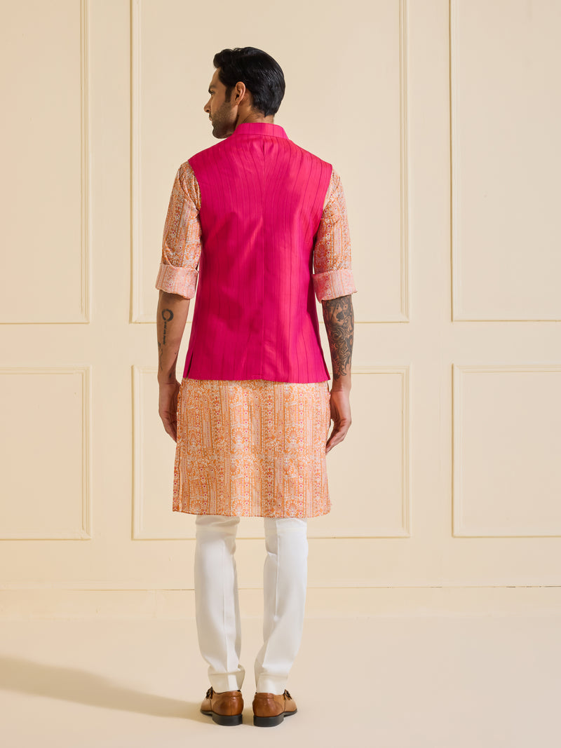 ROSÉ ESSENCE: EXQUISITE TAILORED WAISTCOAT