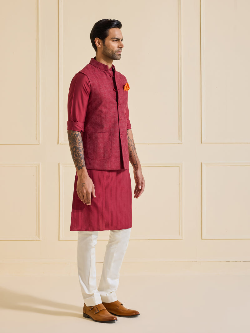 THE TIMELESS MAROON ARISTOCRAT WAISTCOAT