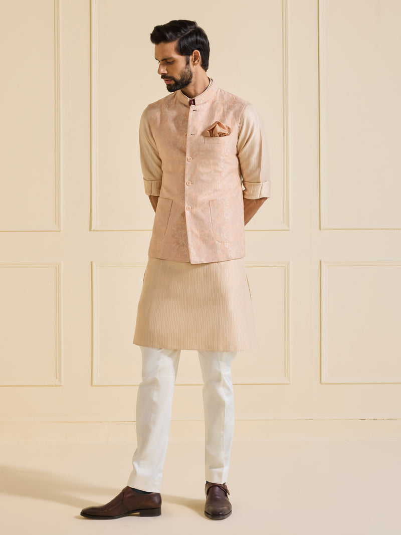 THE SERENE ALLURE TEXTURED WAISTCOAT