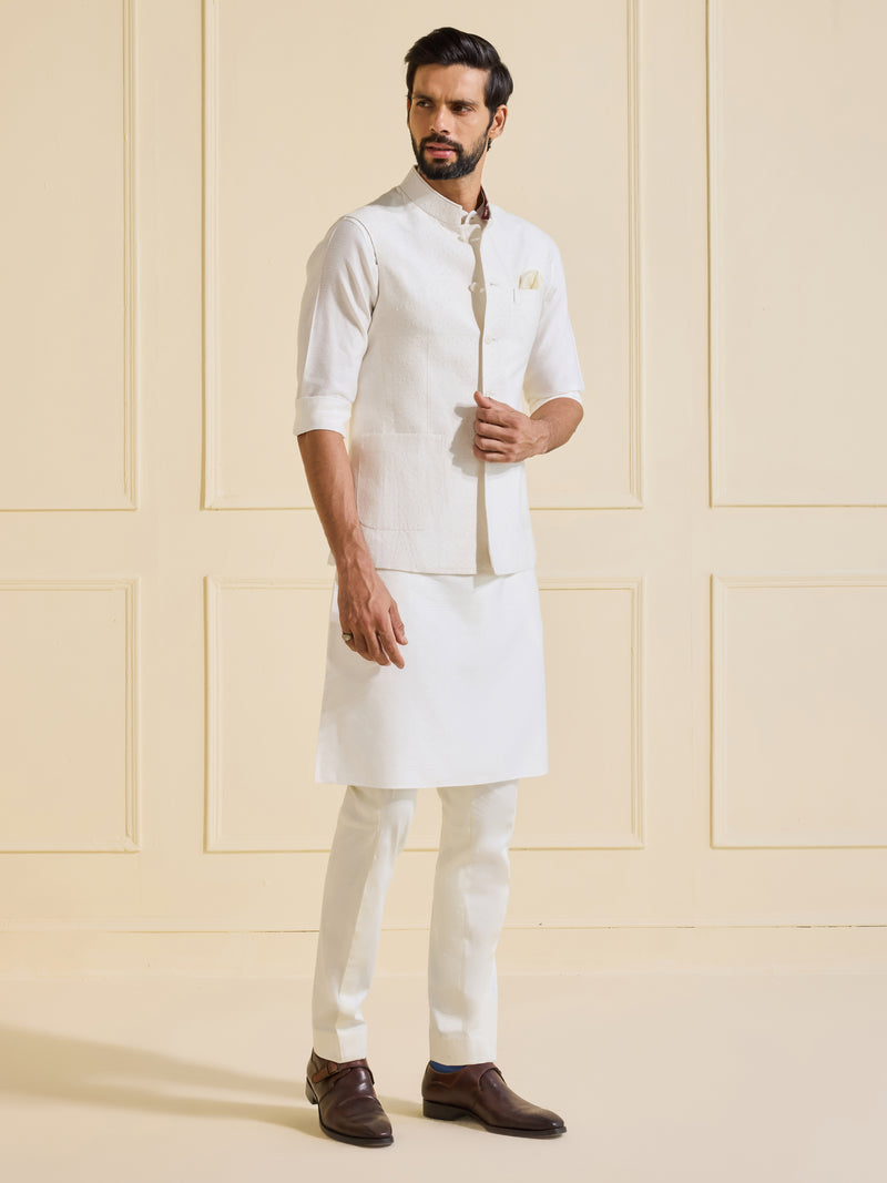 OPULENT IVORY WHISPERS: A WAISTCOAT OF TIMELESS ELEGANCE