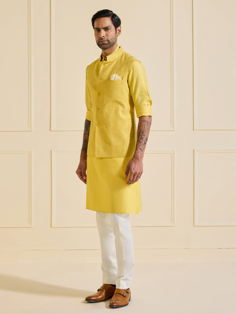 SURJAMUKHI SHAAN: A WAISTCOAT OF RADIANT ELEGANCE
