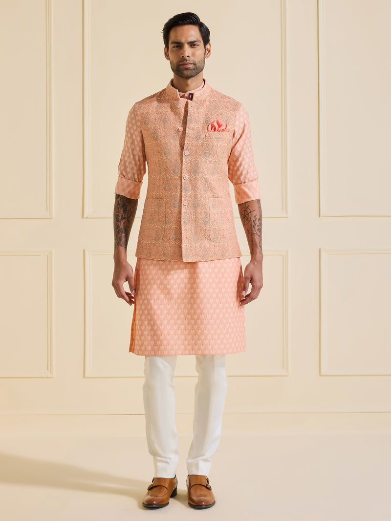 OPULENT CHARM: THE ORNATE PEACH WAISTCOAT