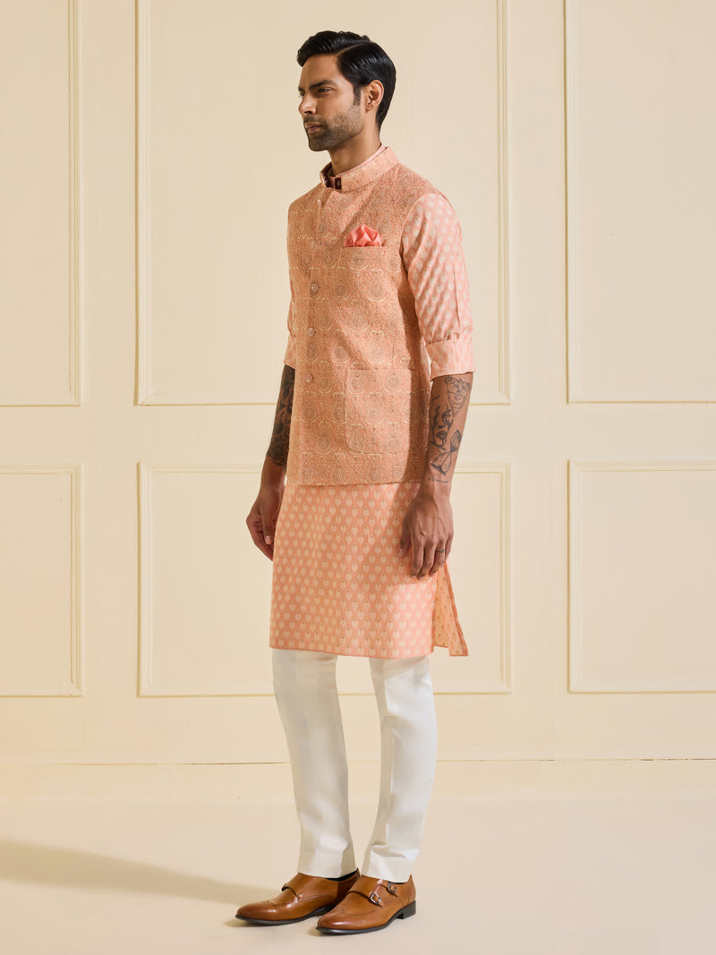 OPULENT CHARM: THE ORNATE PEACH WAISTCOAT