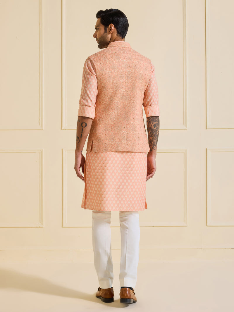 OPULENT CHARM: THE ORNATE PEACH WAISTCOAT