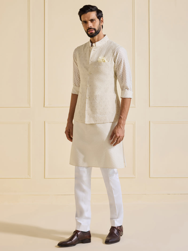 THE RESPLENDENT OFF-WHITE WAISTCOAT
