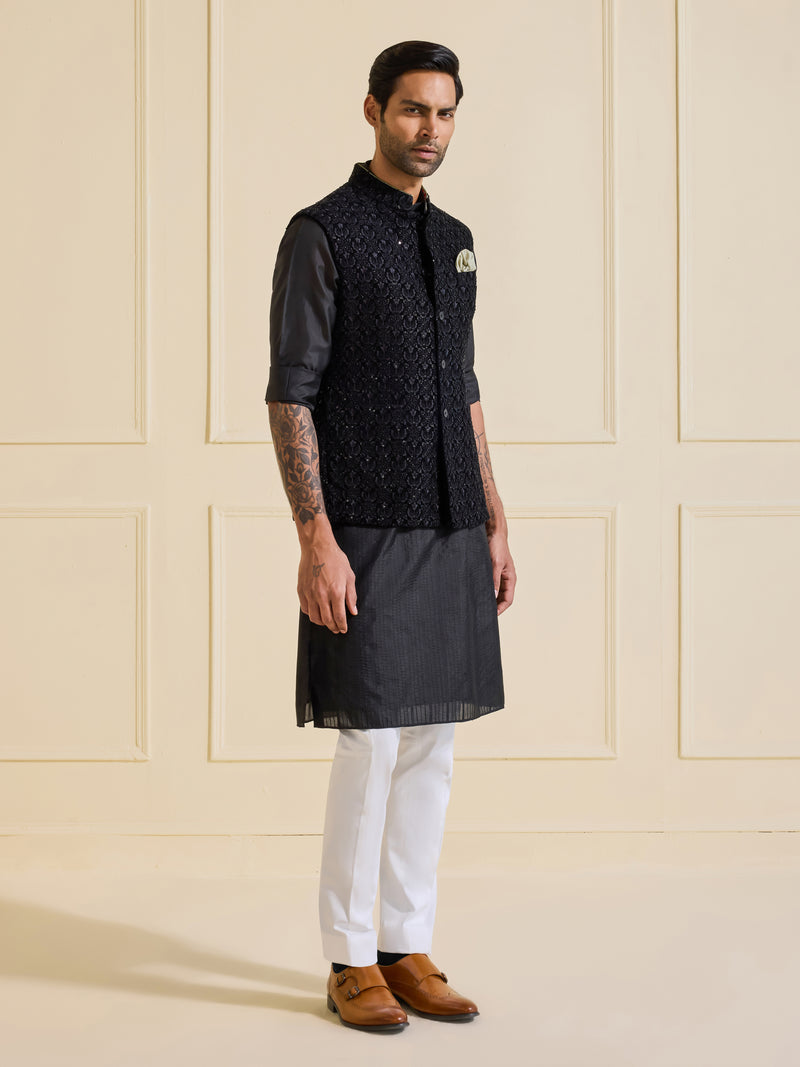 OBSIDIAN ALLURE: CLASSIC TEXTURED WAISTCOAT