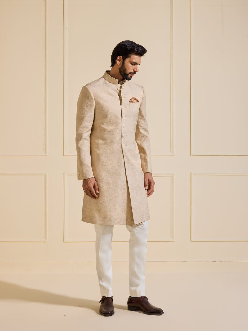 THE SERENE LIGHT ACHKAN FOR THE MODERN CONNOISSEUR