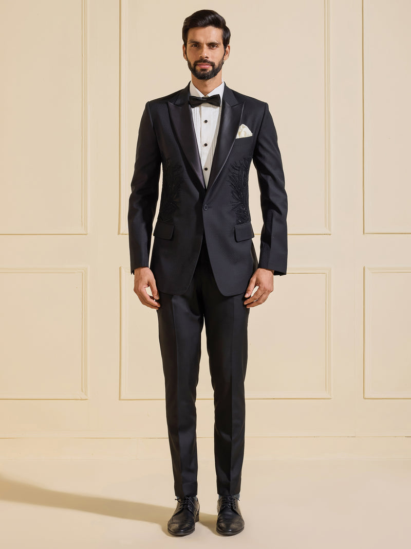 THE CLASSIC EBON QUINTESSENTIAL TUXEDO JACKET