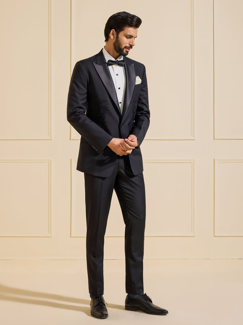 THE CLASSIC EBON QUINTESSENTIAL TUXEDO JACKET