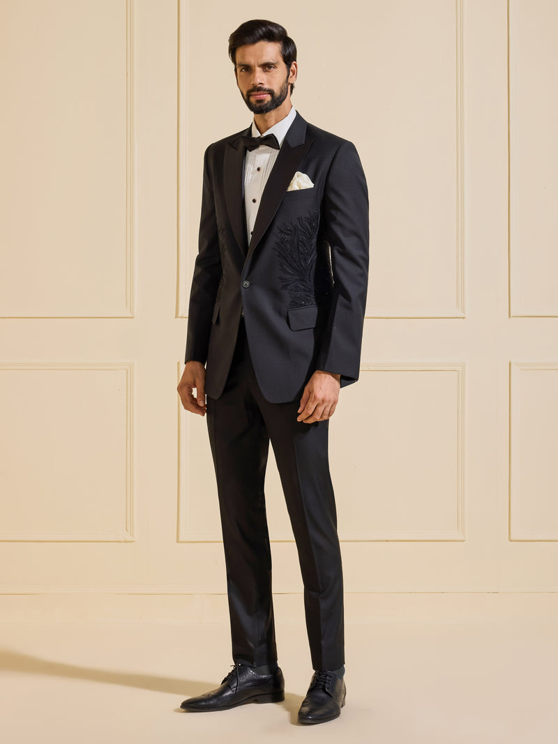 THE CLASSIC EBON QUINTESSENTIAL TUXEDO JACKET