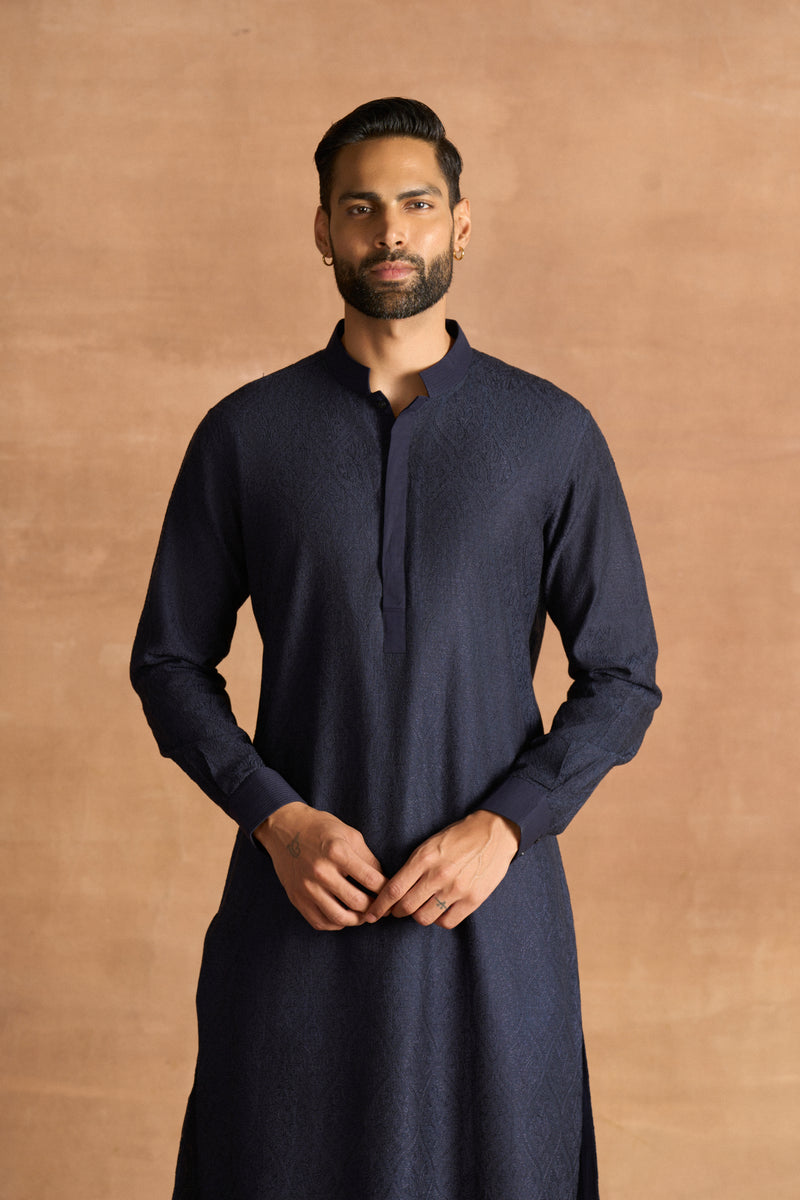 EMBROIDERED SILK KURTA