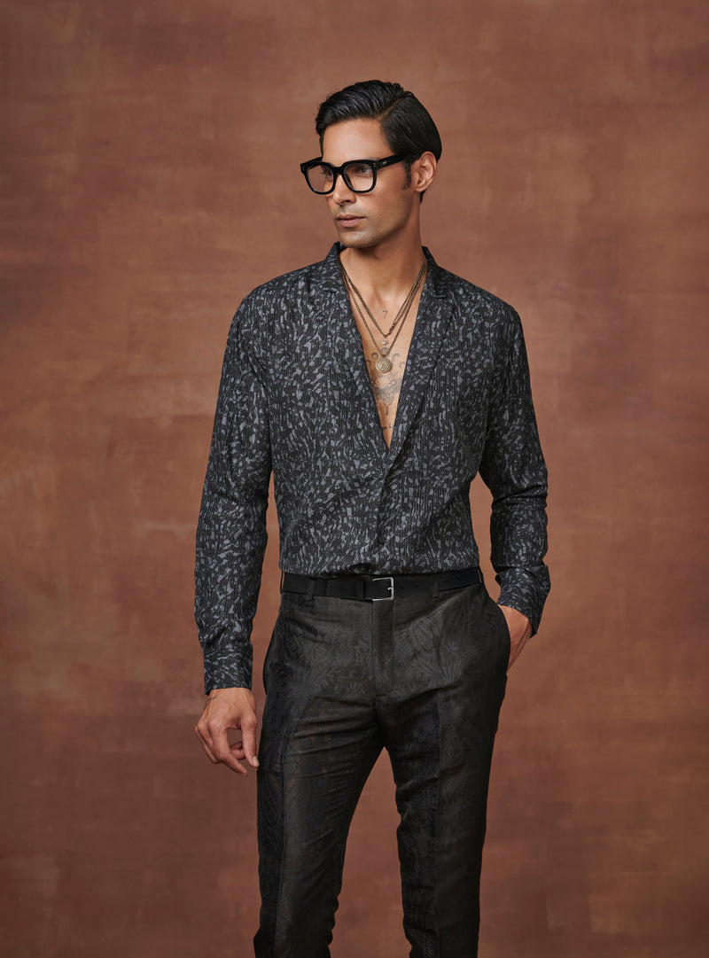 BLACK AND GREY PRINTED RESORT ELEGANCE SHIRT