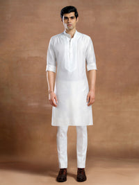 IVORY REVERIE KURTA