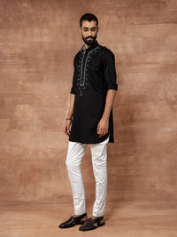 EMBELLISHED POCKET KURTA