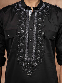 EMBELLISHED POCKET KURTA