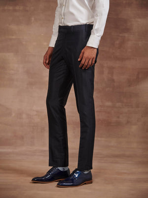 SILK TAPERED TROUSER