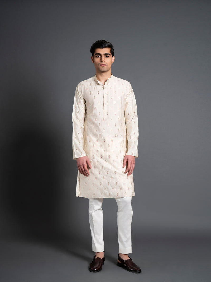 THE ZARI BUTTI KURTA
