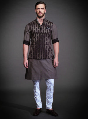 BLACK WAISTCOAT